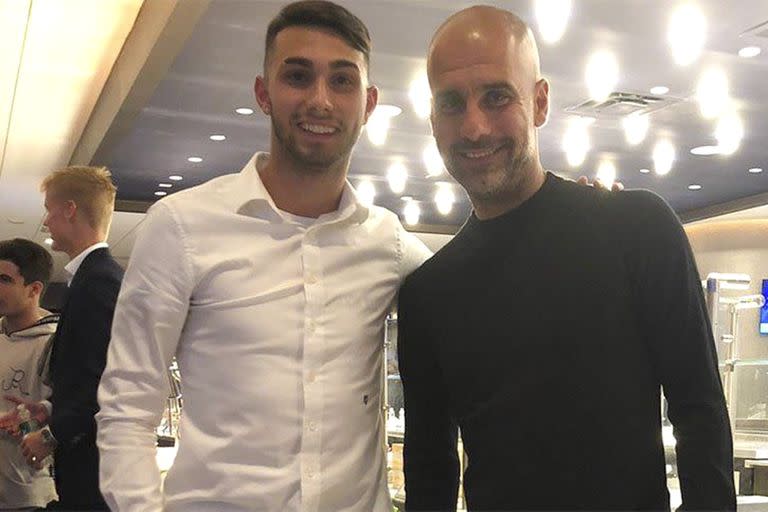 Con Guardiola, que no ahorró elogios y en su momento anticipó el desembarco de Castellanos en Europa.