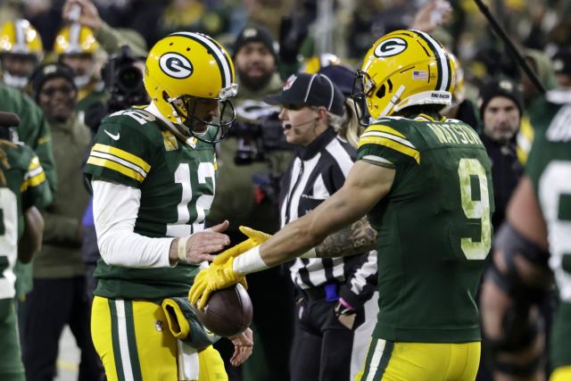 Packers attempt to contain Henry as they welcome Titans to Lambeau