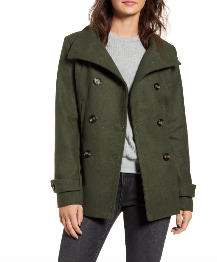 This peacoat has a 4.3-star rating over more than 2,200 reviews. It comes in sizes XS to XL. <a href="https://fave.co/37VDWkg" target="_blank" rel="noopener noreferrer">Originally $58, get it now for $38 at Nordstrom</a>.