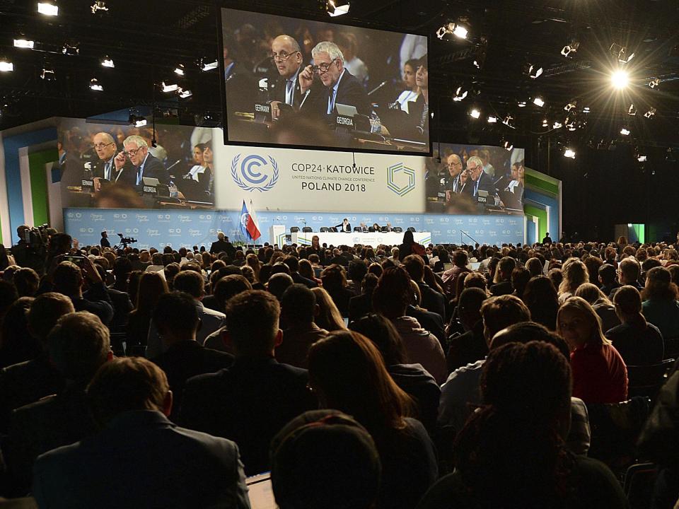 COP24: Climate change talks extended as US and other major polluters hold up landmark agreement