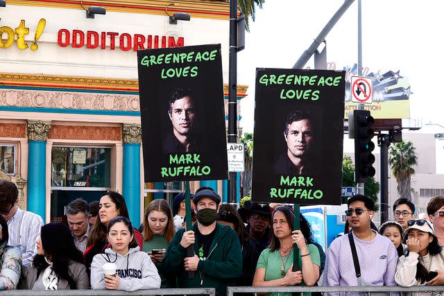 <p>Frazer Harrison/Getty</p> Mark Ruffalo Walk of Fame Ceremony