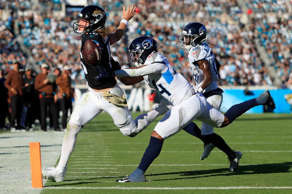 Will Trevor Lawrence and the Jacksonville Jaguars beat the Tennessee Titans on Sunday? NFL Week 18 picks, predictions and odds weigh in on the game.