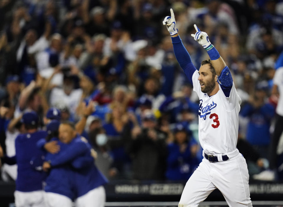 Los Angeles, CA - October 06:  Chris Taylor #3 of the Los Angeles Dodgers hits a game winning two run home run in the ninth inning of the Wild Card National League baseball game to defeat the St. Louis Cardinals 3-1 at Dodger Stadium in Los Angeles on Wednesday, October 6, 2021. (Photo by Keith Birmingham/MediaNews Group/Pasadena Star-News via Getty Images)