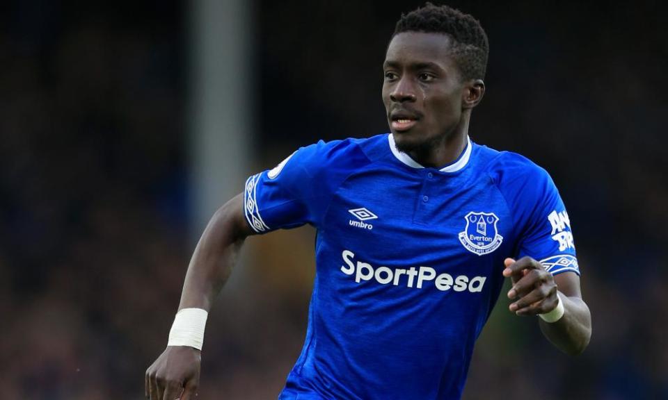Football transfer rumours: Idrissa Gueye to leave Everton for PSG?
