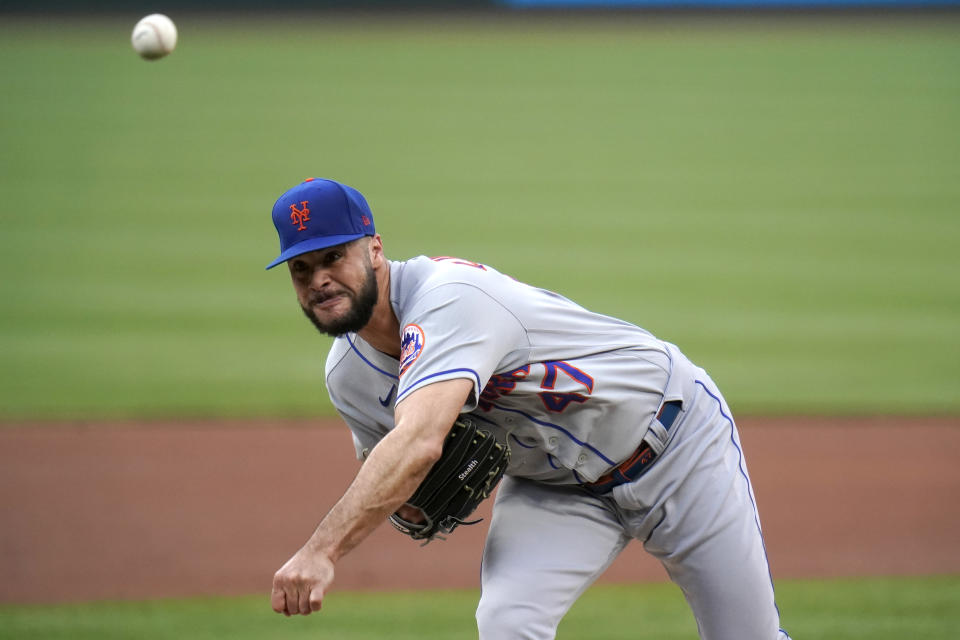 New York Mets starting pitcher Joey Lucchesi throws during the first inning of a baseball game against the St. Louis Cardinals Monday, May 3, 2021, in St. Louis. (AP Photo/Jeff Roberson)