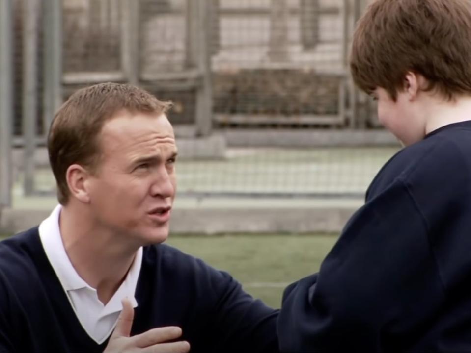 Peyton Manning says parents don’t want him coaching their children because of SNL skit  (SNL)