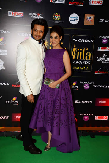 Genelia D'Souza in Jatin Verma with husband Riteish Deshmukh. Image:Viral Bhayani