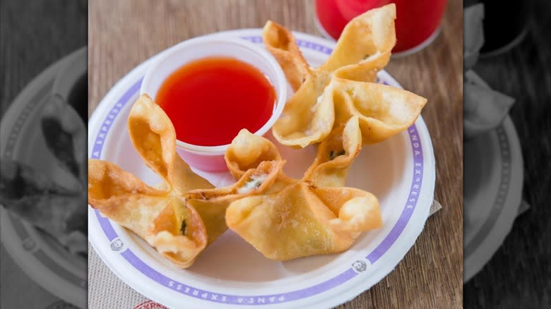 plate of wontons and sauce