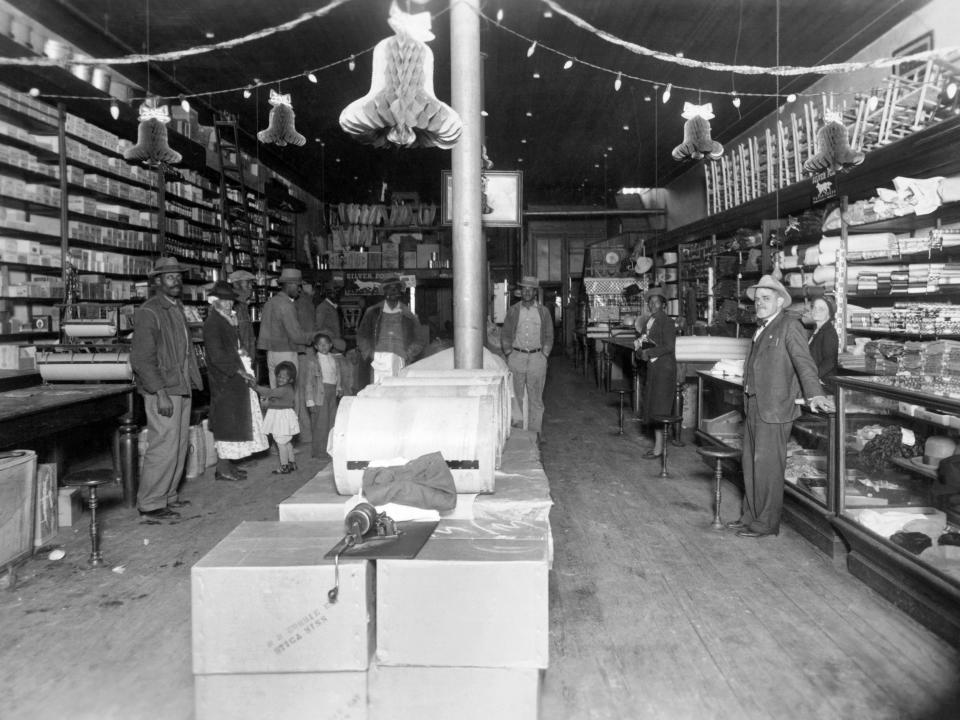 general store 1920s