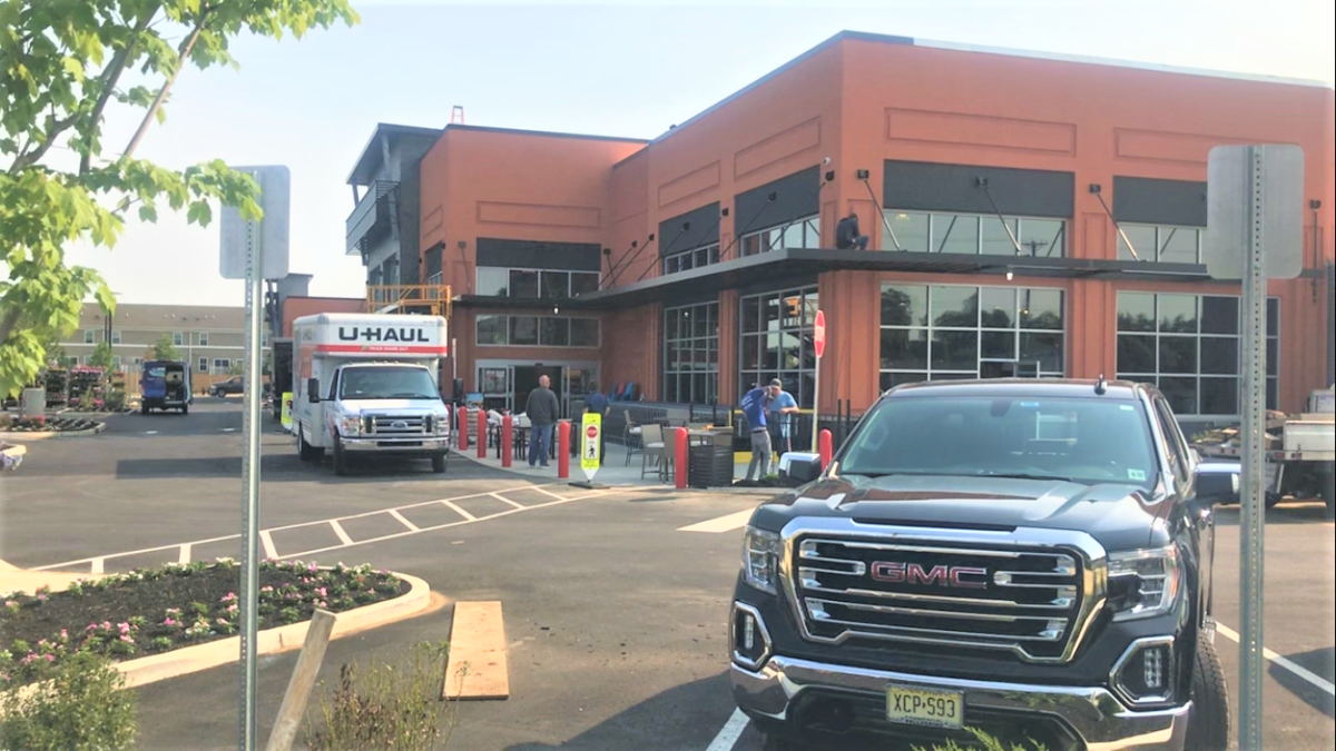 ShopRite in Wall NJ opens new store that is twice as big as old one