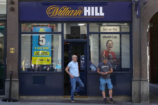 William Hill betting shops closures