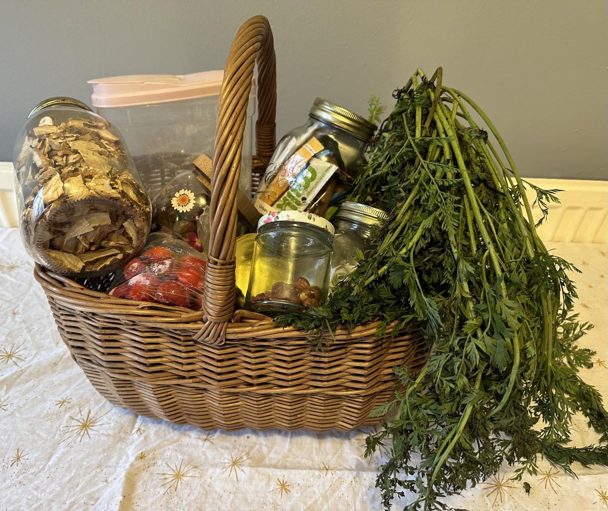 Some of Young's foraged foodstuffs. (Zoe Young/SWNS)