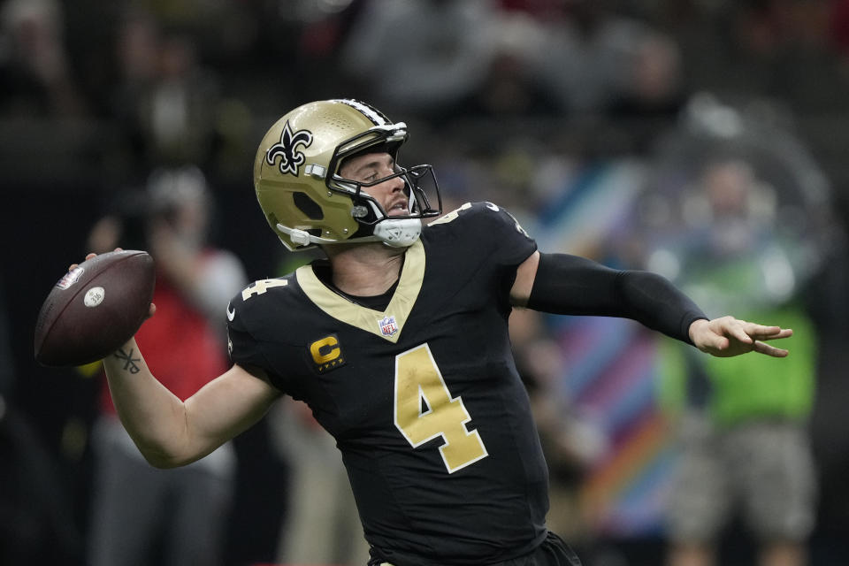 New Orleans Saints quarterback Derek Carr looks to pass in the second half of an NFL football game against the Tampa Bay Buccaneers, in New Orleans, Sunday, Oct. 1, 2023. (AP Photo/Gerald Herbert)