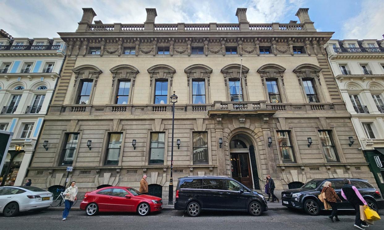 <span>After the vote, all members have been invited to a dinner at the club’s greying, Italianate stone building near Leicester Square.</span><span>Photograph: Linda Nylind/The Guardian</span>