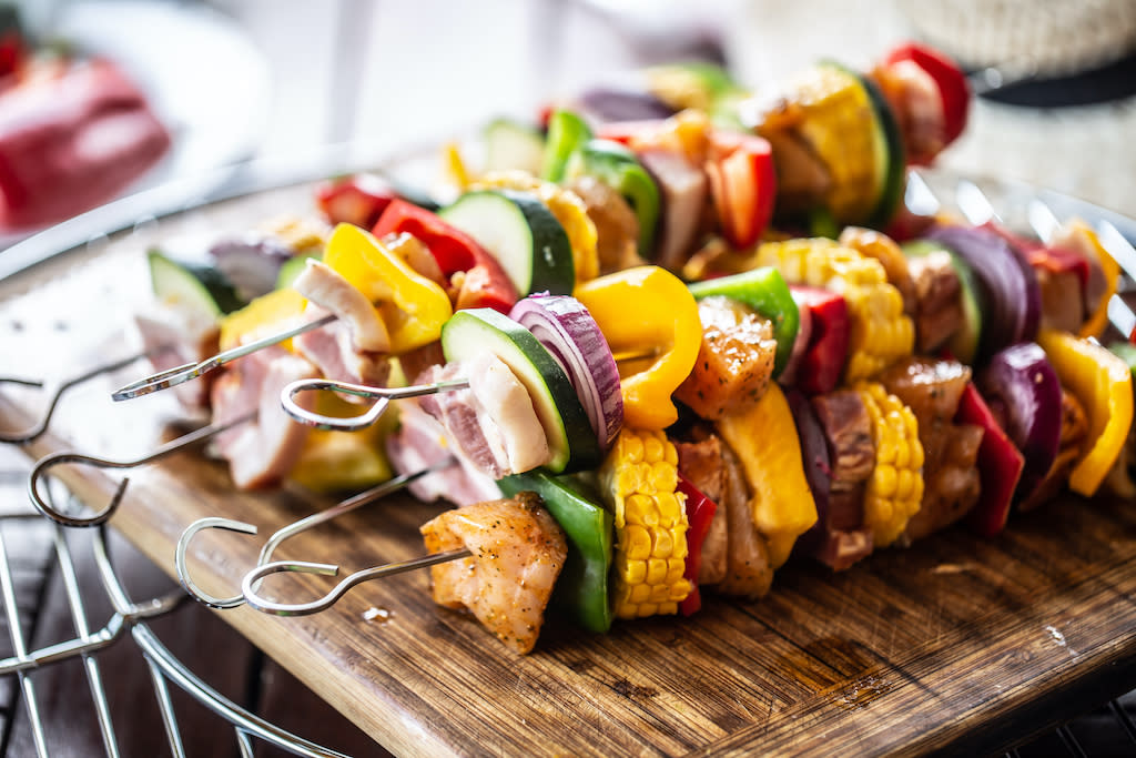 Plus d'un tiers des Français assurent faire une trentaine de barbecue à l'année. (Photo : Getty Images)