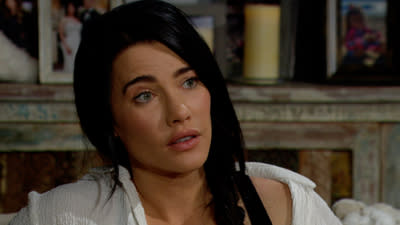  Steffy (Jacqueline MacInnes Wood) in The Bold and the Beautiful. 