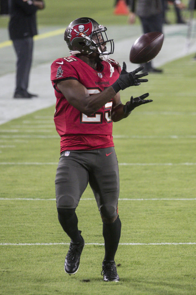 No longer old 'Shady,' Bucs' McCoy has shot at Super repeat