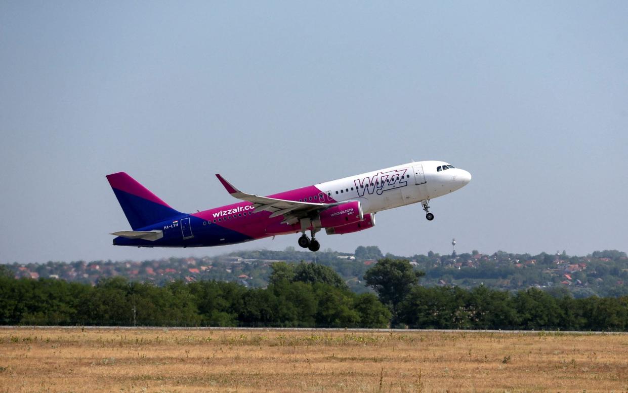 Wizz Air will deploy an extra-long Airbus A321 jet at Gatwick to run a route to Jeddah in Saudi Arabia