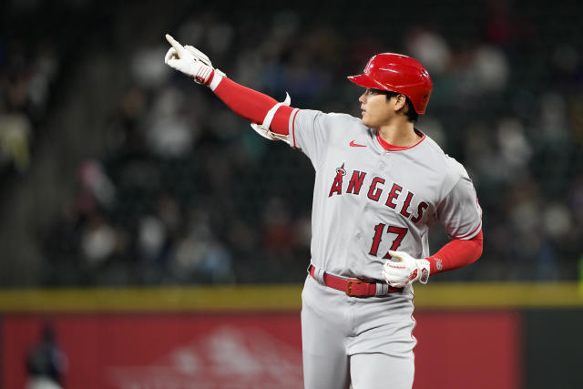 Shohei Ohtani's two-run homer lifts Angels over Red Sox in series