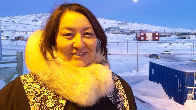 Government of Nunavut Inuit employees make, on average, $20K less than non-Inuit