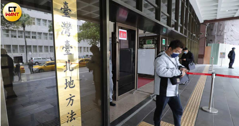 全國律師聯合會不滿台北律師公會退會後，拒絕上繳兩年會費共1500萬元，向台北地院提告追討會費。（圖／方萬民攝）