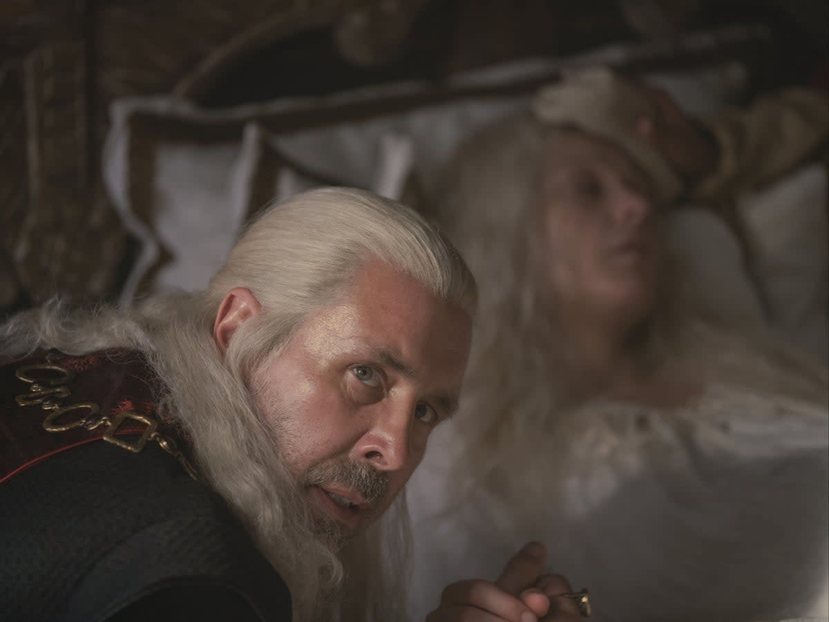 Paddy Considine y Sian Brooke en ‘House of the Dragon’ (HBO)