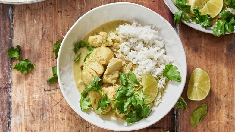 Coconut lemongrass curry with rice