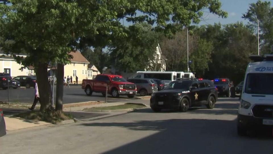 PHOTO: Authorities respond to a shooting at a community center in Blue Island, Illinois, June 21, 2024. (ABC News/WLS)