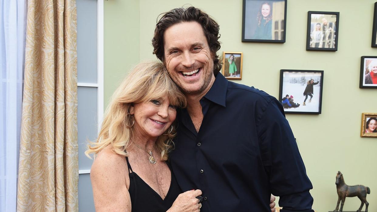 Goldie Hawn hugs son Oliver Hudson