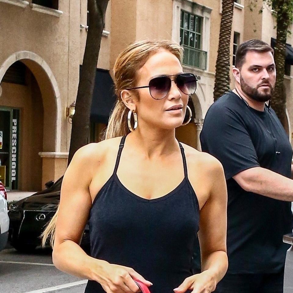 The superstar, Jennifer Lopez aka J. Lo, looked ready for a photo shoot en route to the gym with Valentino's handbag.