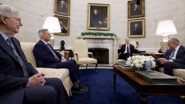 PHOTO: U.S. Senate Minority Leader Mitch McConnell (R-KY), Speaker of the House Kevin McCarthy (R-CA), President Joe Biden, and Senate Majority Leader Chuck Schumer (D-NY) meet in the Oval Office of the White House, May 9, 2023, in Washington. (Anna Moneymaker/Getty Images)