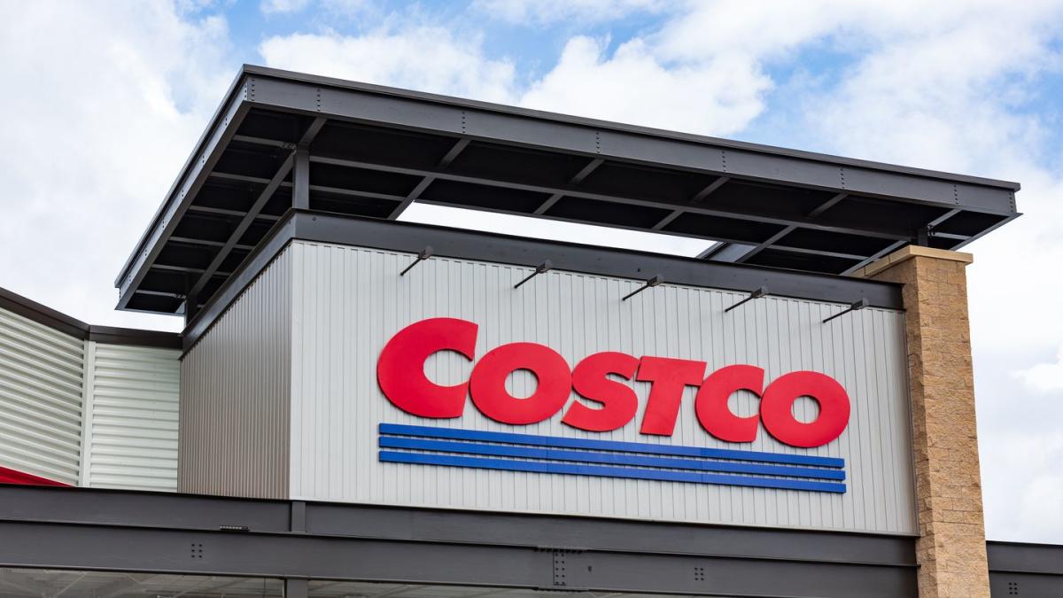 Concerns From Costco Customers Surge Over Accusations Vodka Tastes Like  'Lighter Fluid