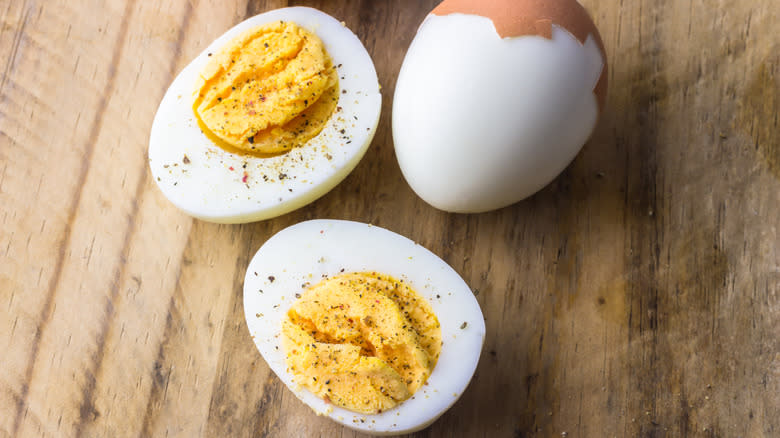 hard-boiled eggs with pepper