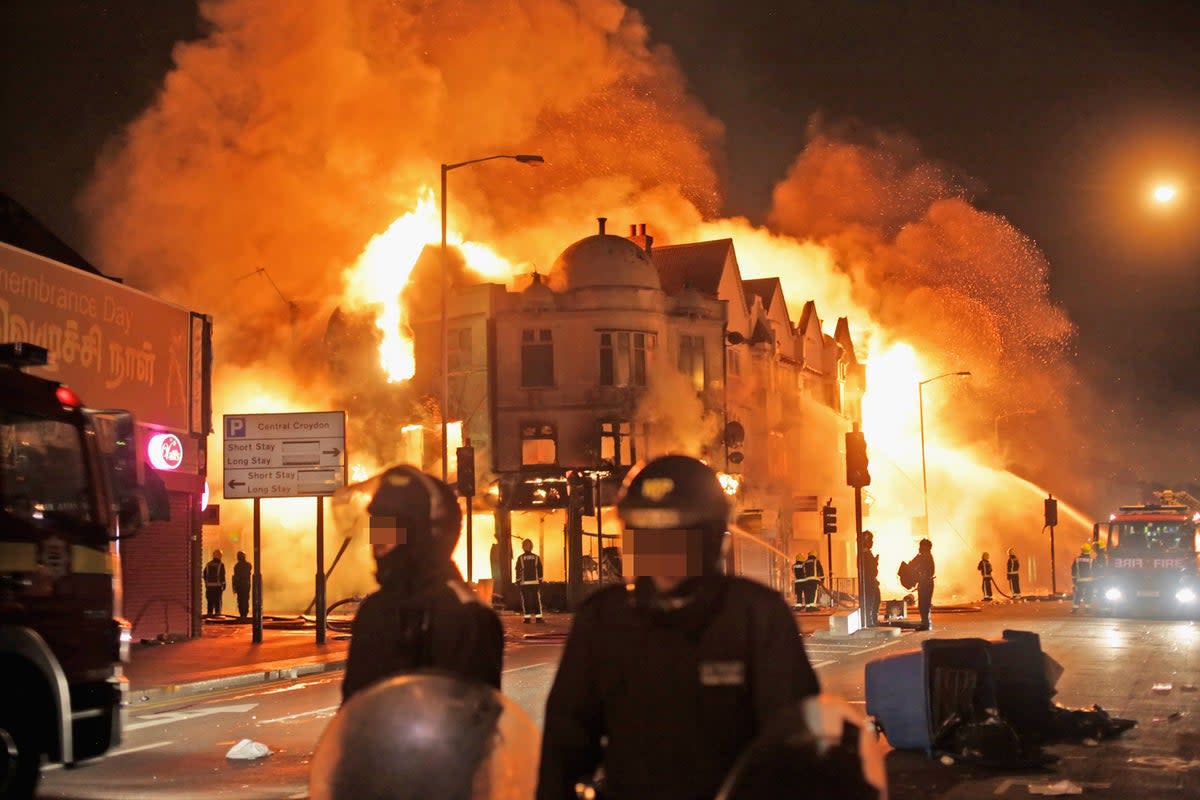 Police on patrol in Croydon during the riots in 2011 (Getty)