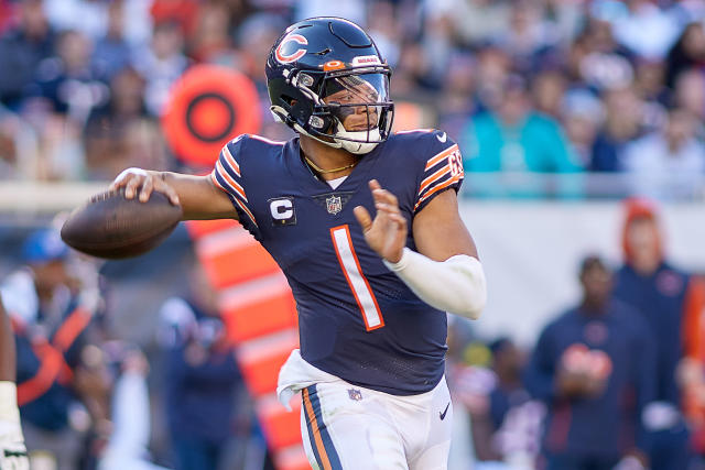 Fantasy Football Week 10 Rankings: Top QBs, RBs, WRs