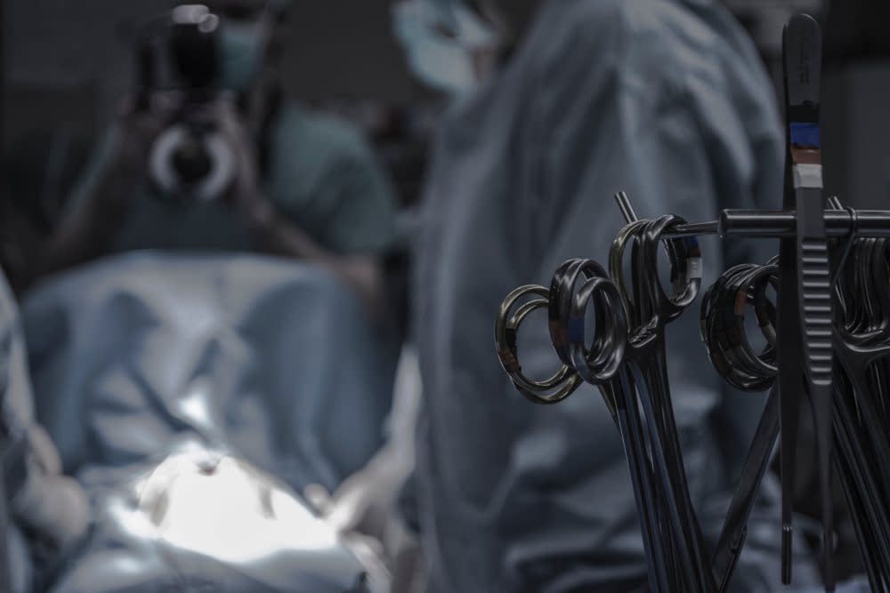 A Scottish man is left in constant agony after doctors inserted metal rods into his penis which left him with permanent erection. ― Picture via Unsplash