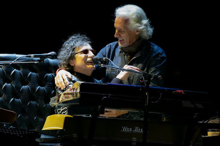 Charly García y Nito Mestre tocando juntos en el Luna Park en 2019. Crédito: Rodrigo Alonso