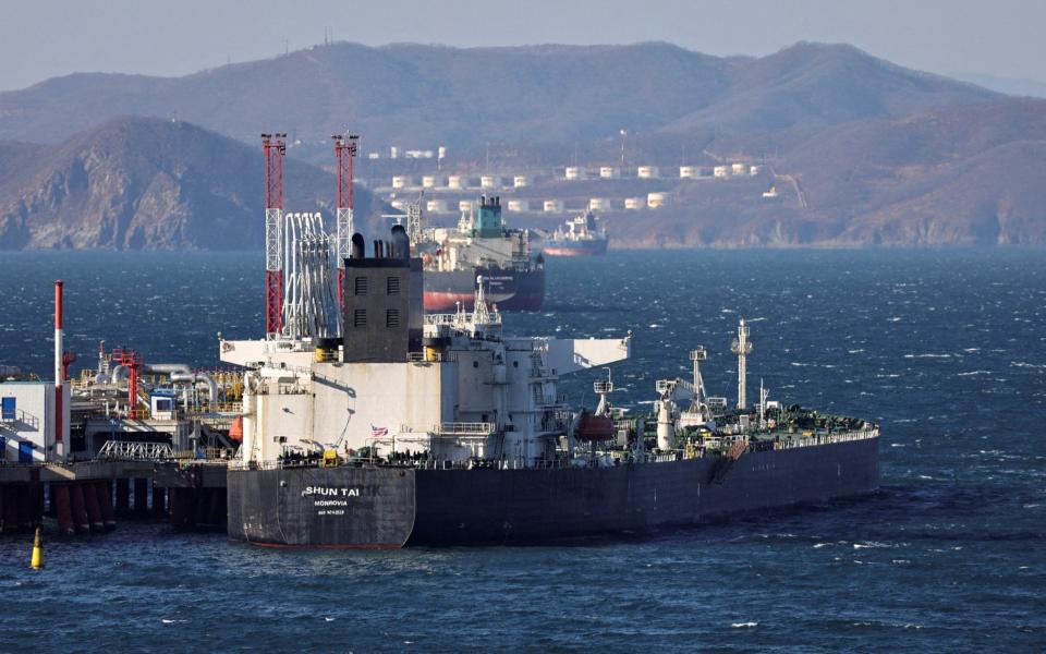 Shun Tai crude oil tanker is seen anchored at the terminal Kozmino in Nakhodka Bay near the port city of Nakhodka - Tatiana Meel / REUTERS