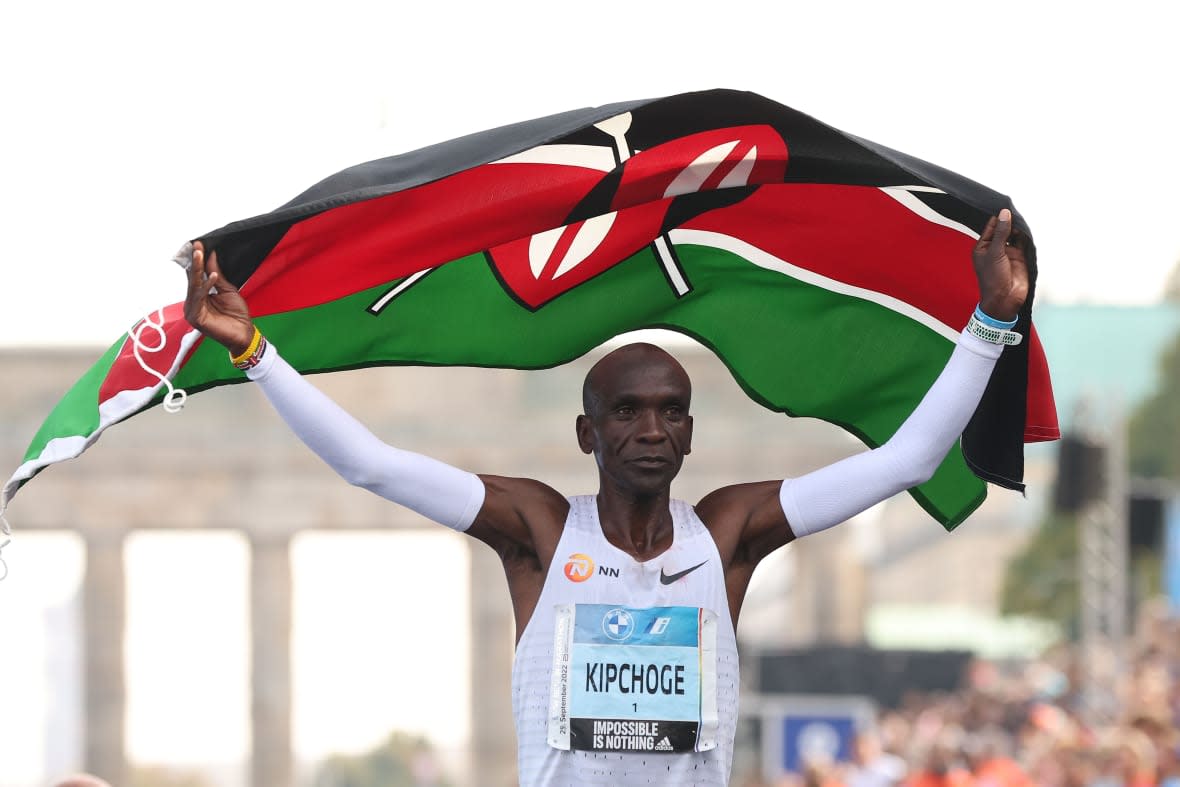 BERLIN, GERMANY – SEPTEMBER 25: Eliud Kipchoge of Kenya celebrates winning the 2022 BMW Berlin-Marathon in a new Word Record Time of 2:01:09 h on September 25, 2022 in Berlin, Germany. (Photo by Alexander Hassenstein/Getty Images)