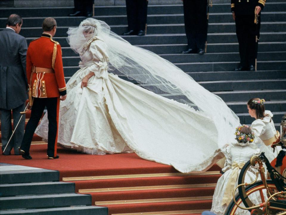 princess diana wedding dress no instruction