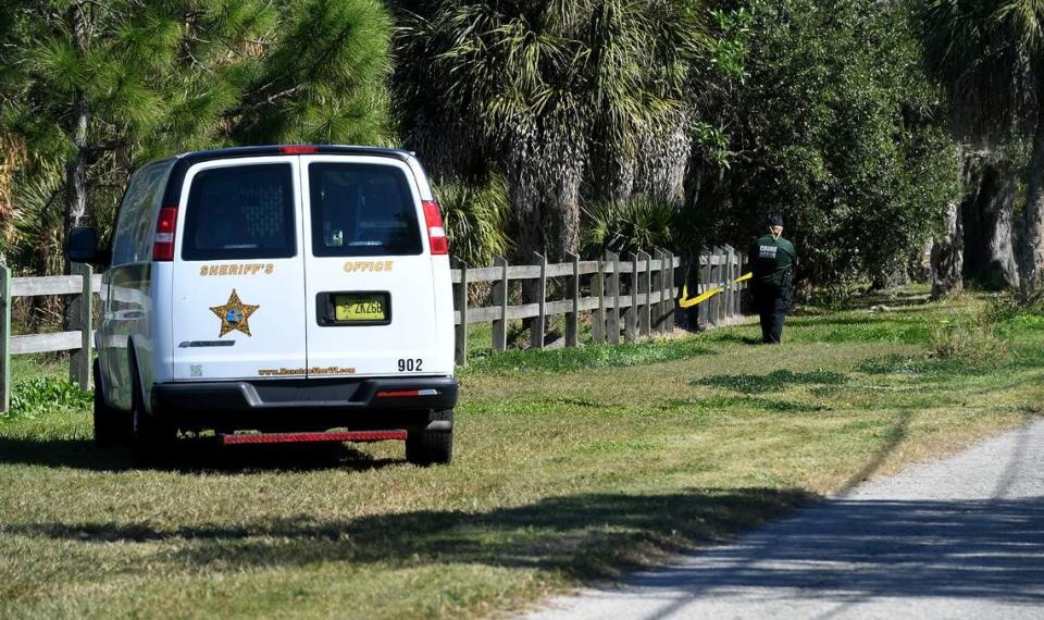 01/19/2021—Manatee County Sheriff’s crime scene personnel gathers crime scene tape at the scene in Palmetto where a man’s body was found. Ruben Gutierrez Pioquinto is facing murder charges after the sheriff’s Office says he shot a 33-year-old man dead and dumped his body by the side of the road on 77th Street East in Palmetto.