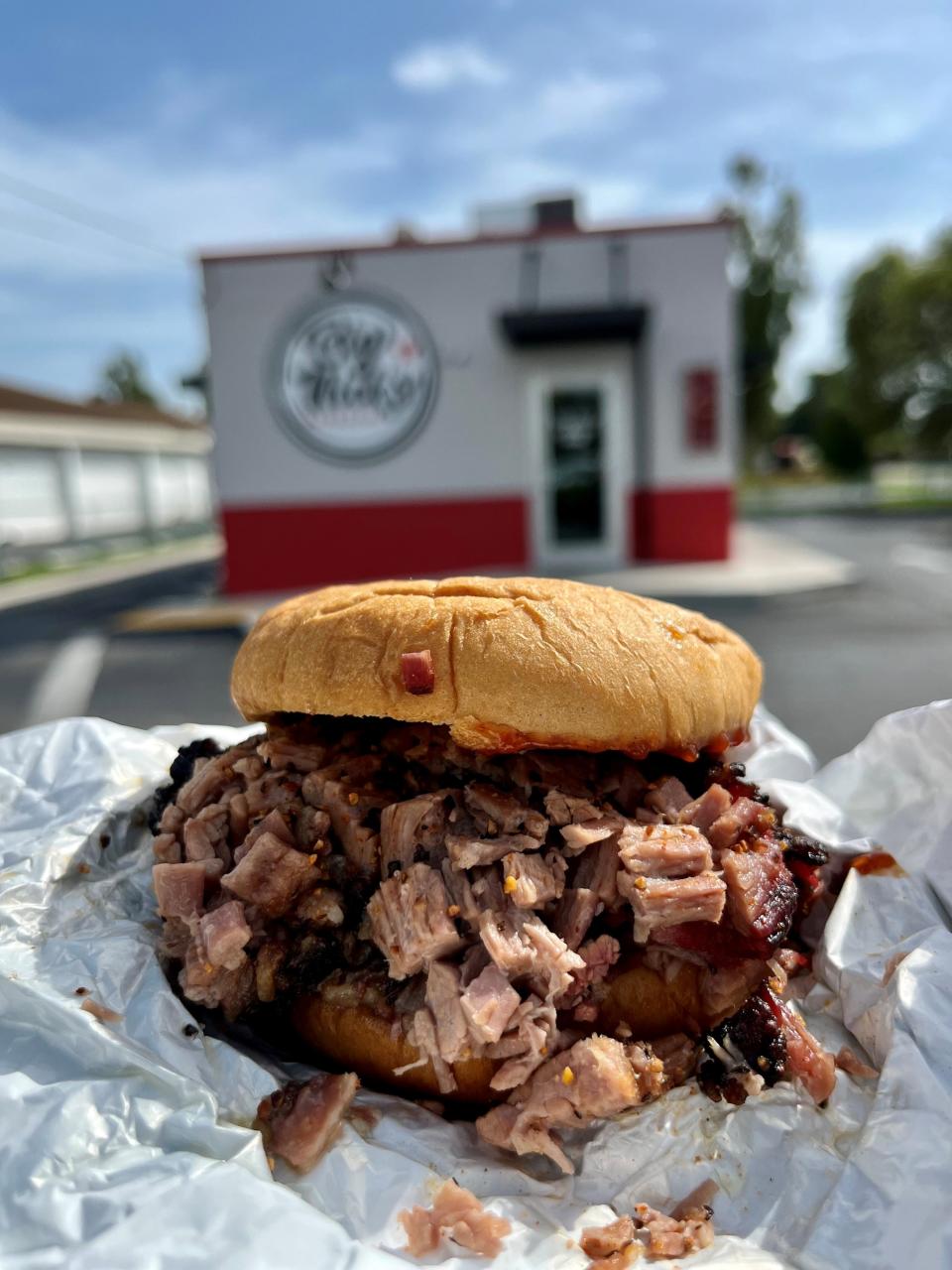 Big Nick's BBQ does so much right in south Fort Myers, including its mouthwatering brisket sandwich.