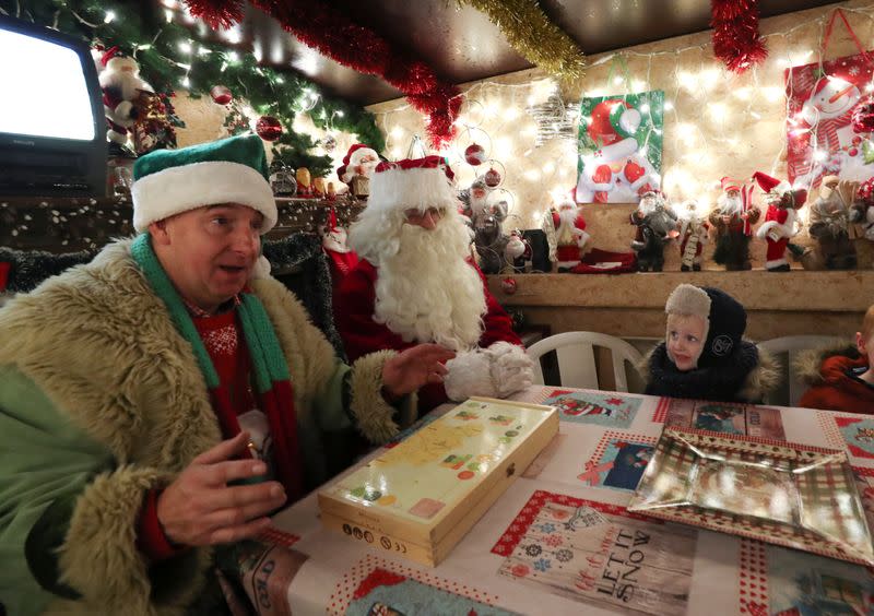 Christmas village of "Elf Serge" and Santa Claus in Hamme-Mille