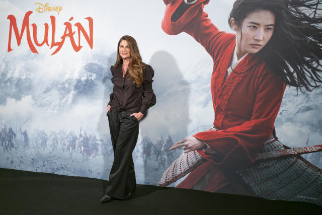 Mulan' Star Becomes the New Face of Louis Vuitton in China