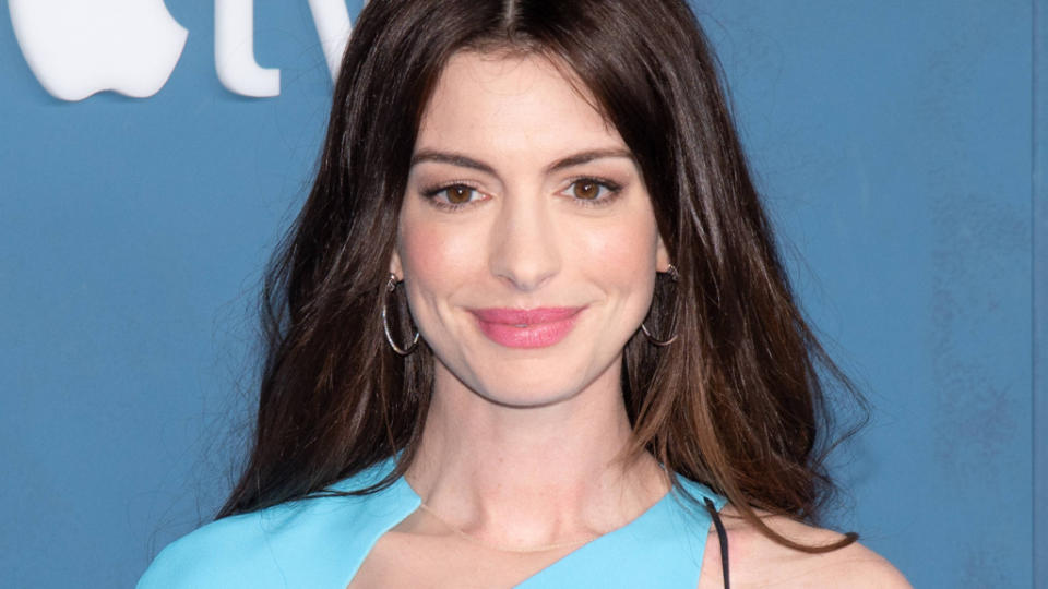 安海瑟薇（Anne Hathaway）近日登上雜誌展現火辣身材。（圖／達志影像）