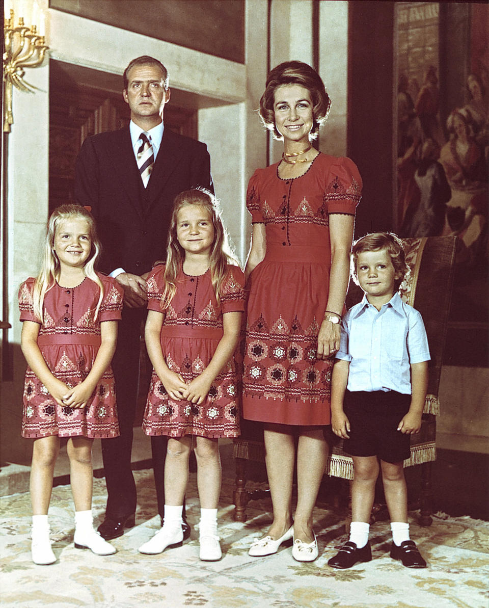 FILE - Spain's new Royal Family, King Juan Carlos I, Queen Sofia, Princess Christina, Princess Elena and Prince Felipe were pictured on the steps of Los Jeronimos church in Madrid on Nov. 27, 1975, after Te Deum Mass, attended by Spanish and foreign invited dignitaries. A playboy past that was once brushed under the carpet, a popular son whose telegenic family threatens to eclipse his own star, and endless leaks about his private life: Spain’s Juan Carlos I can empathize with the lot of Britain’s Charles III. The former Spanish head of state abdicated in disgrace in 2014, and serves as a warning for any European royal who wants their achievements on the throne, rather than torrid gossip, to be their lasting legacy. (AP Photo/Giulio Broglio)