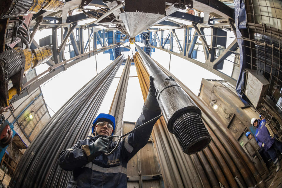 Image: Gas Drilling & Wells at Gazprom PJSC's Chayandinskoye Field (Andrey Rudakov / Bloomberg via Getty Images file)