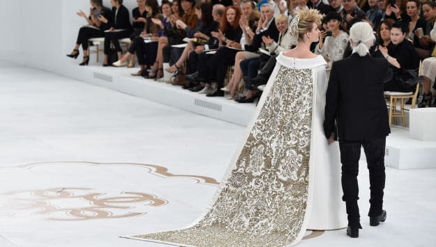 Chanel : Runway - Paris Fashion Week : Haute Couture Fall/Winter 2014-2015