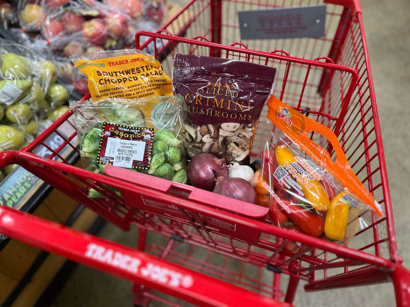 Produce in Trader Joe's grocery cart.