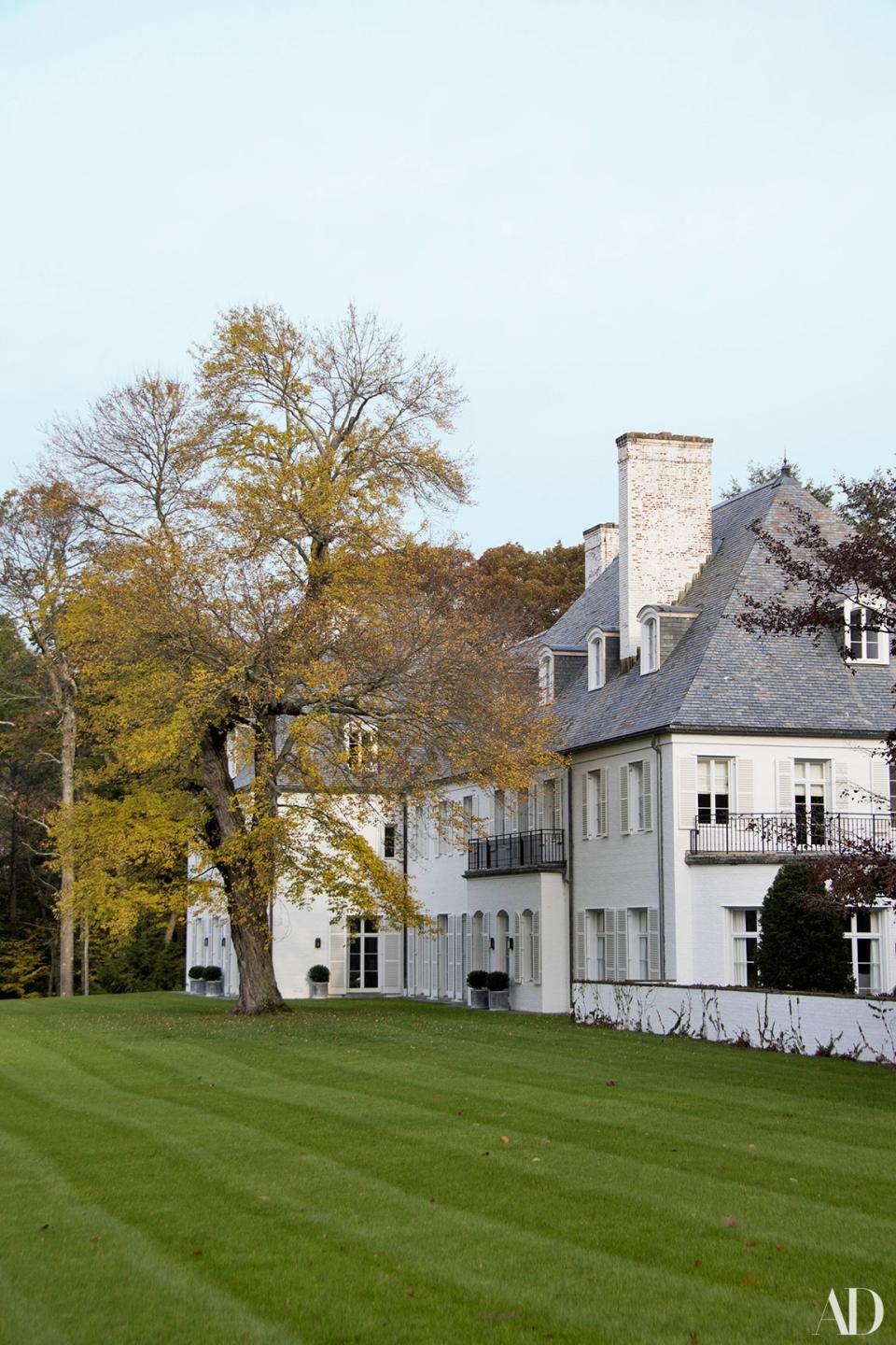 The Krakoffs painted the house’s original redbrick exterior white.